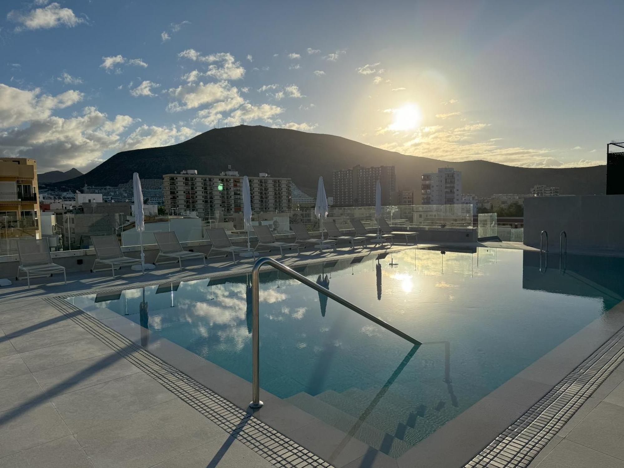 Hotel Reveron Plaza Los Cristianos  Eksteriør billede