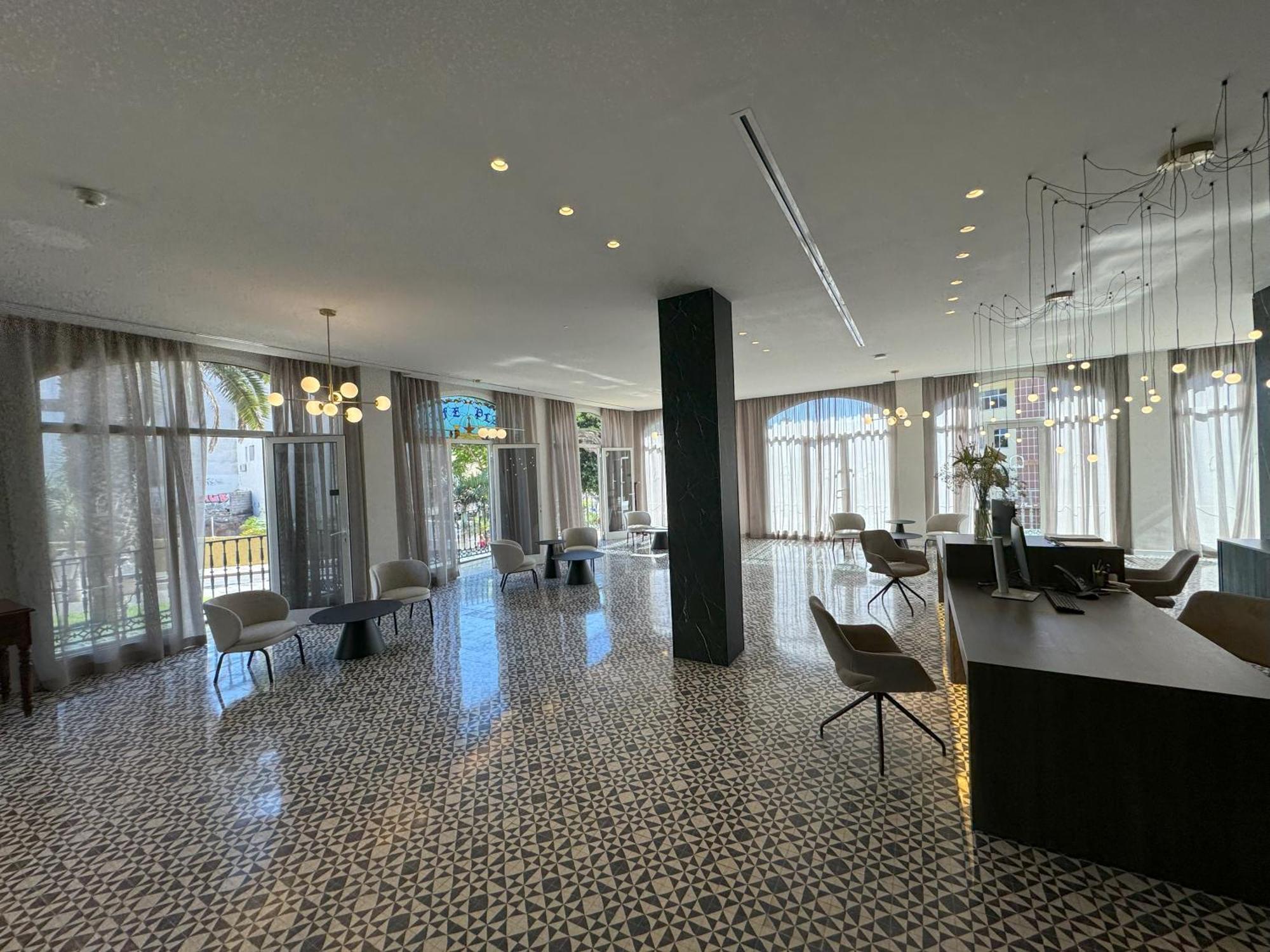 Hotel Reveron Plaza Los Cristianos  Eksteriør billede