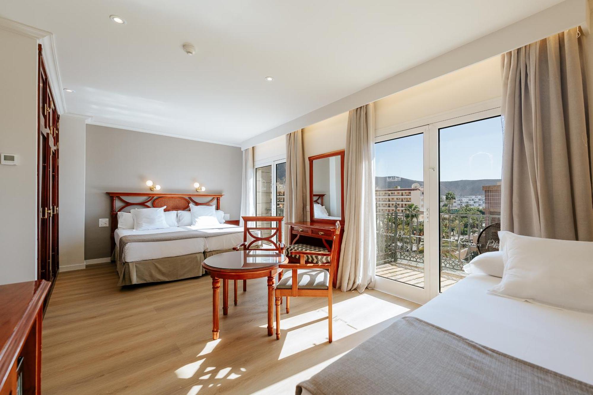 Hotel Reveron Plaza Los Cristianos  Eksteriør billede