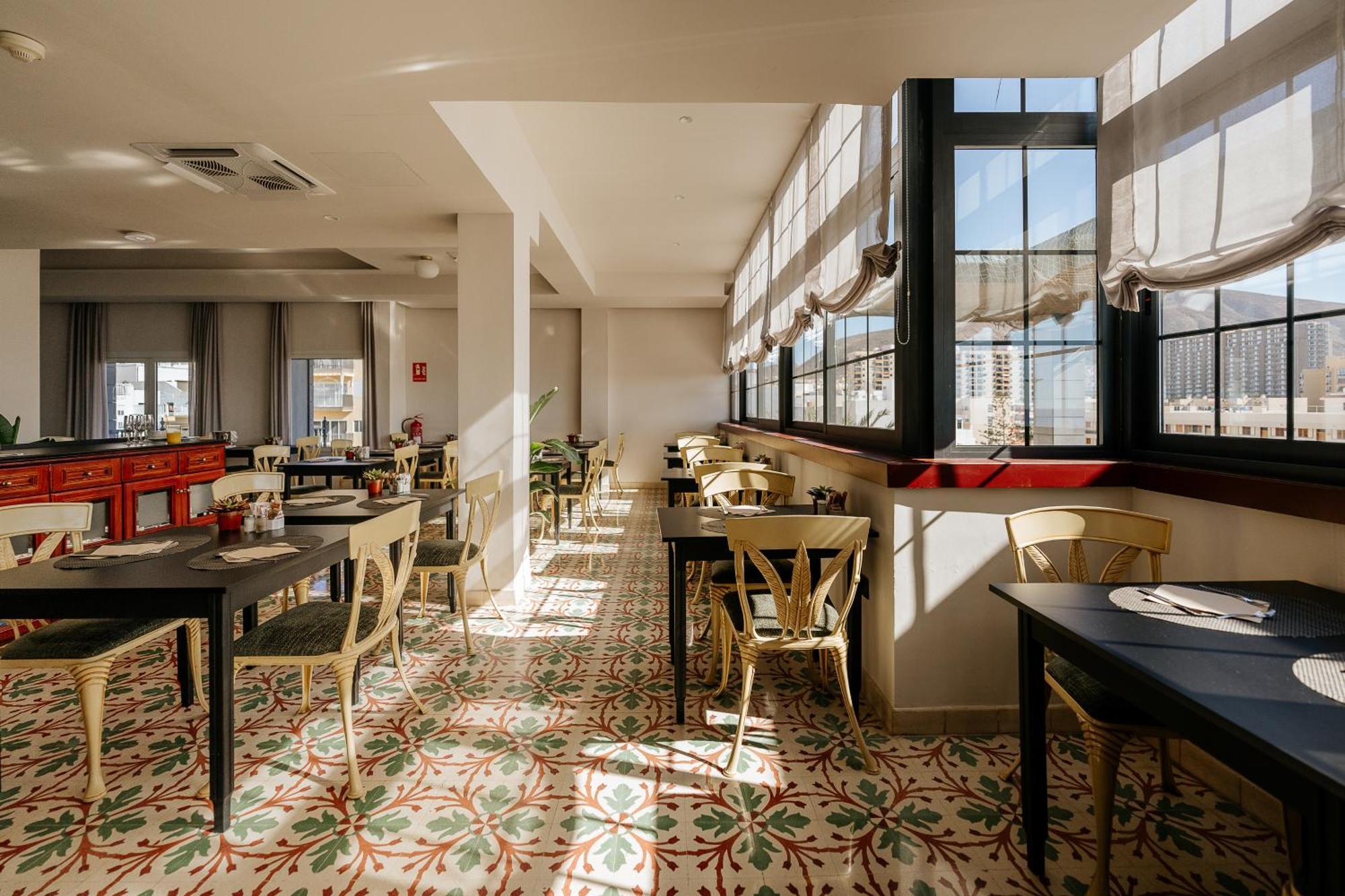 Hotel Reveron Plaza Los Cristianos  Eksteriør billede